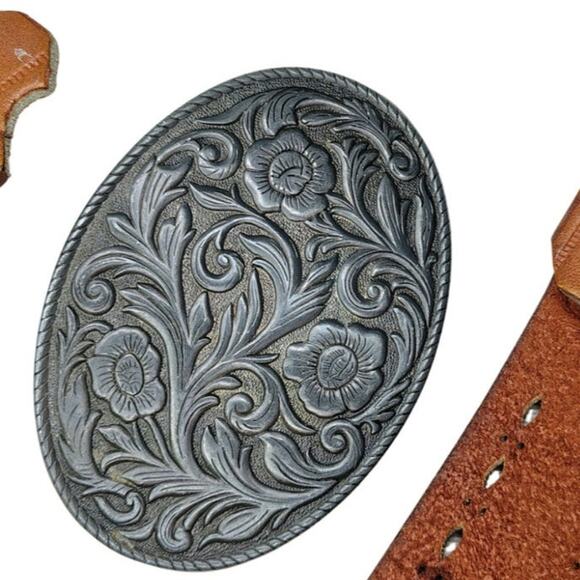 Oval Engraved Floral Nickel Metal Belt Buckle Tooled Leather Size Medium Vintage
